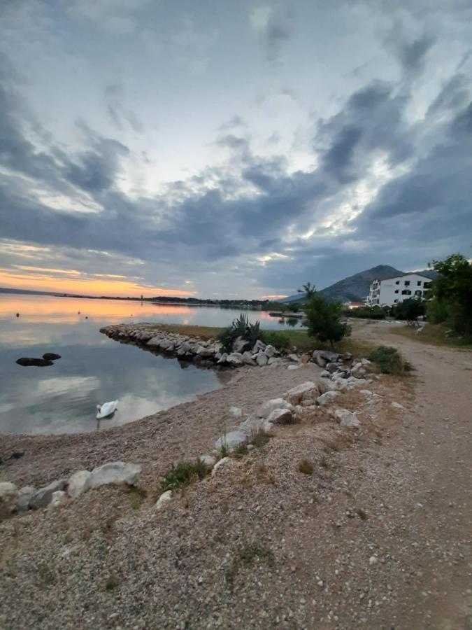 Apartman Atanasov Seline ภายนอก รูปภาพ
